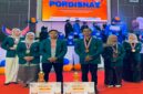 📸 Pemenang Debat Antar Perguruan Tinggi pada Pekan Olahraga, Riset, dan Seni Nasional (PORDISNAS) UIN Suska Riau–FORMAKIP-K 2026. Tampak Tim Seiya Sekata IAIN Datuk Laksemana Bengkalis peraih Juara II dan Tim Garda Veritas peraih Juara III. (Ft/Isti).