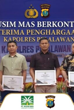 PT. Musim Mas Berikan Dukungan dan Berkontribusi, Terima Penghargaan Kapolres Pelalawan